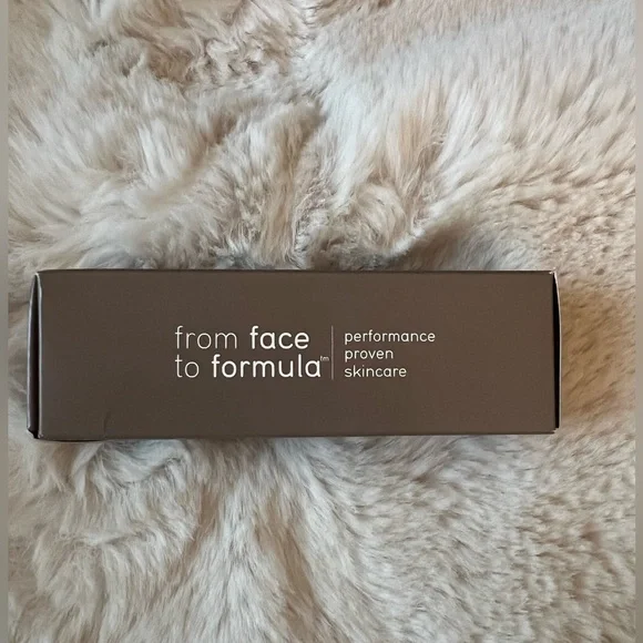 New Sarah Chapman overnight facial serum oil